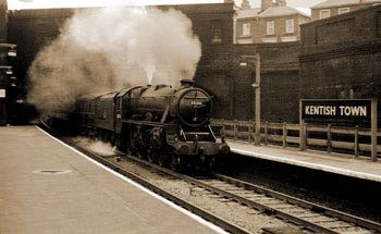 Blackie Lanarkshire Yeomanry Steam Engine – No. 451554(Kentish Town, London, England: June 1960 )
